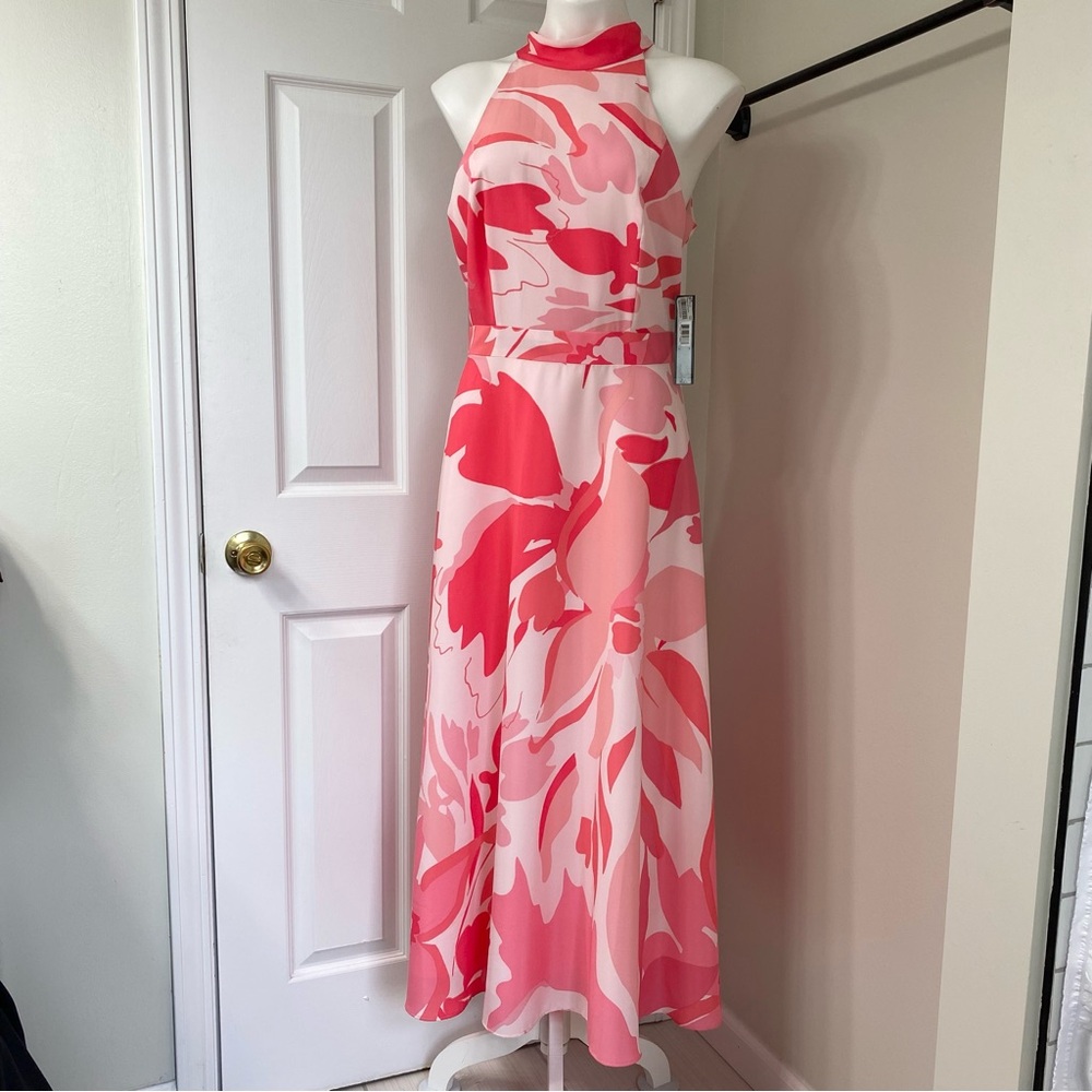 NWT Pink White Coral Halter Top Sleeveless Maxi Dress Tahari Size 8